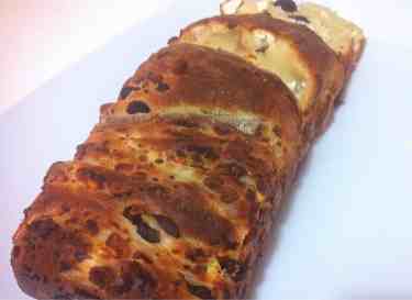 Delicious Brioche-style Olive Bread (Liopsomo)-5