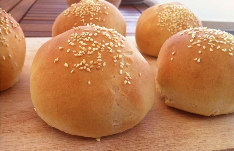 Fluffy Homemade Burger Buns