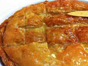 Galaktoboureko (Greek Custard Pie with Syrup)