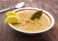 Greek Chickpea soup recipe (Revithia)-1